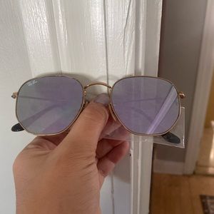 Purple women’s hexagonal ray bans